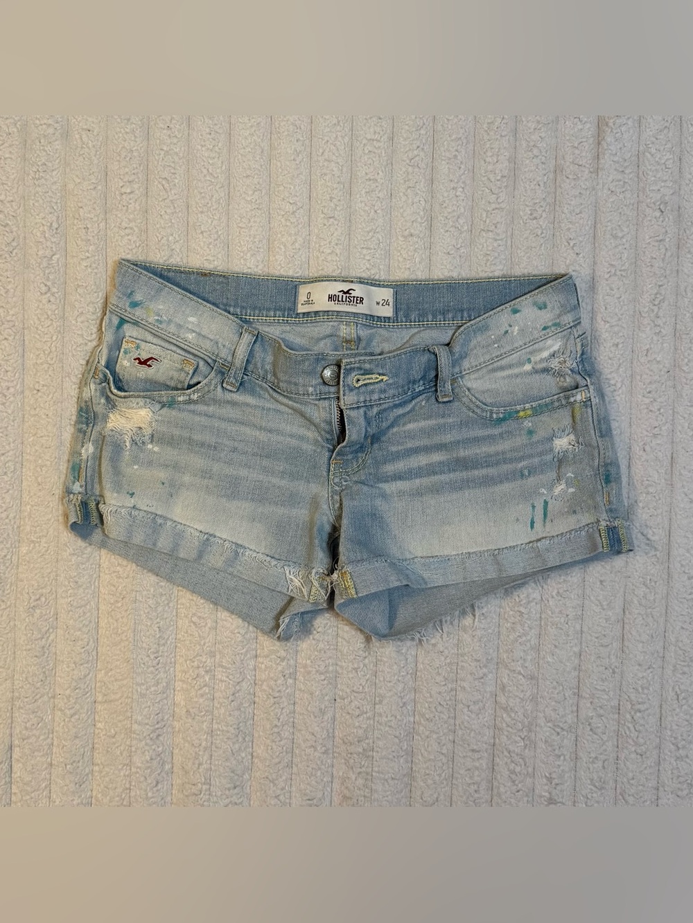 Vintage Y2K Hollister Co Women’s Distressed Denim Shorts